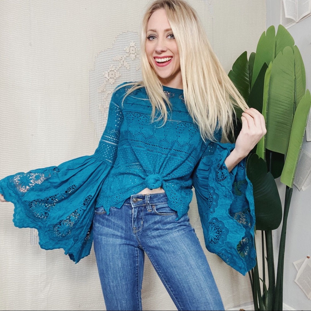 XS Free People Turquoise Bell Sleeve Top